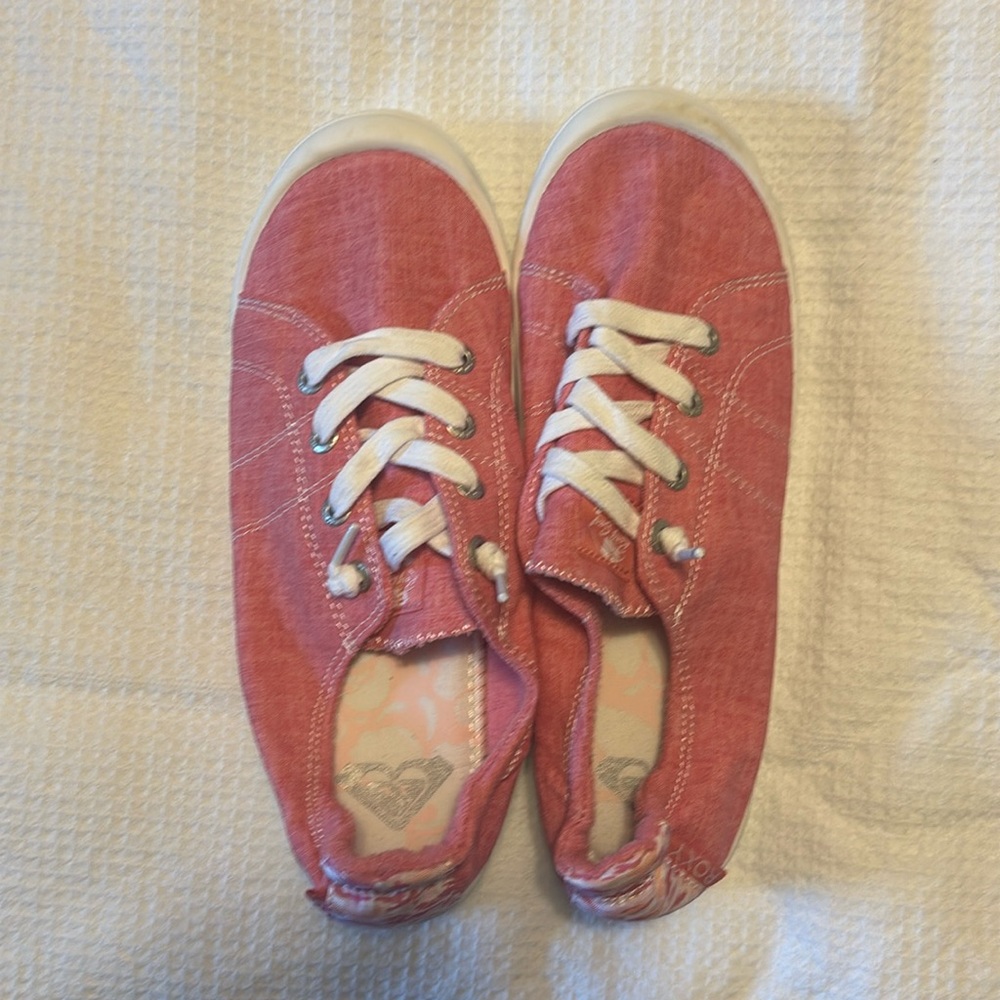 New Roxy Sneakers sz 8.5